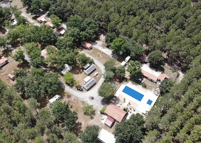 Campsite Le Laha Lesperon (Landes)