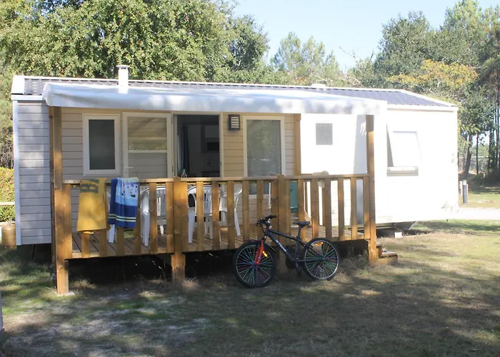 Le Laha 3* Lesperon (Landes)