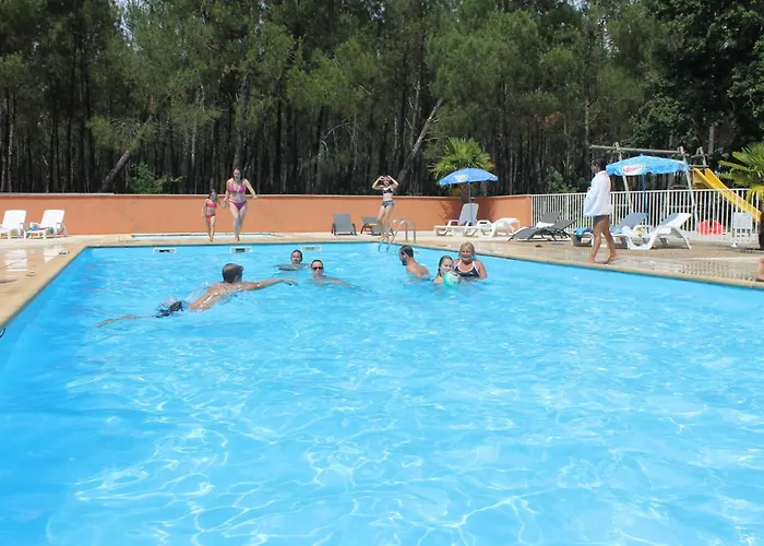 Le Laha 3* Lesperon (Landes)